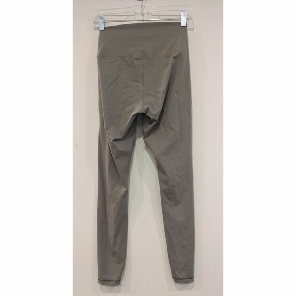 Everlane ReNew Performance Leggings Size Medium - Picture 3 of 4